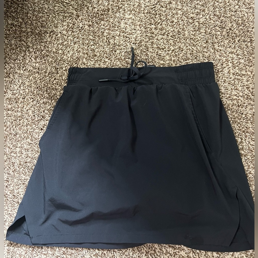 Womens XS all in motion skirt